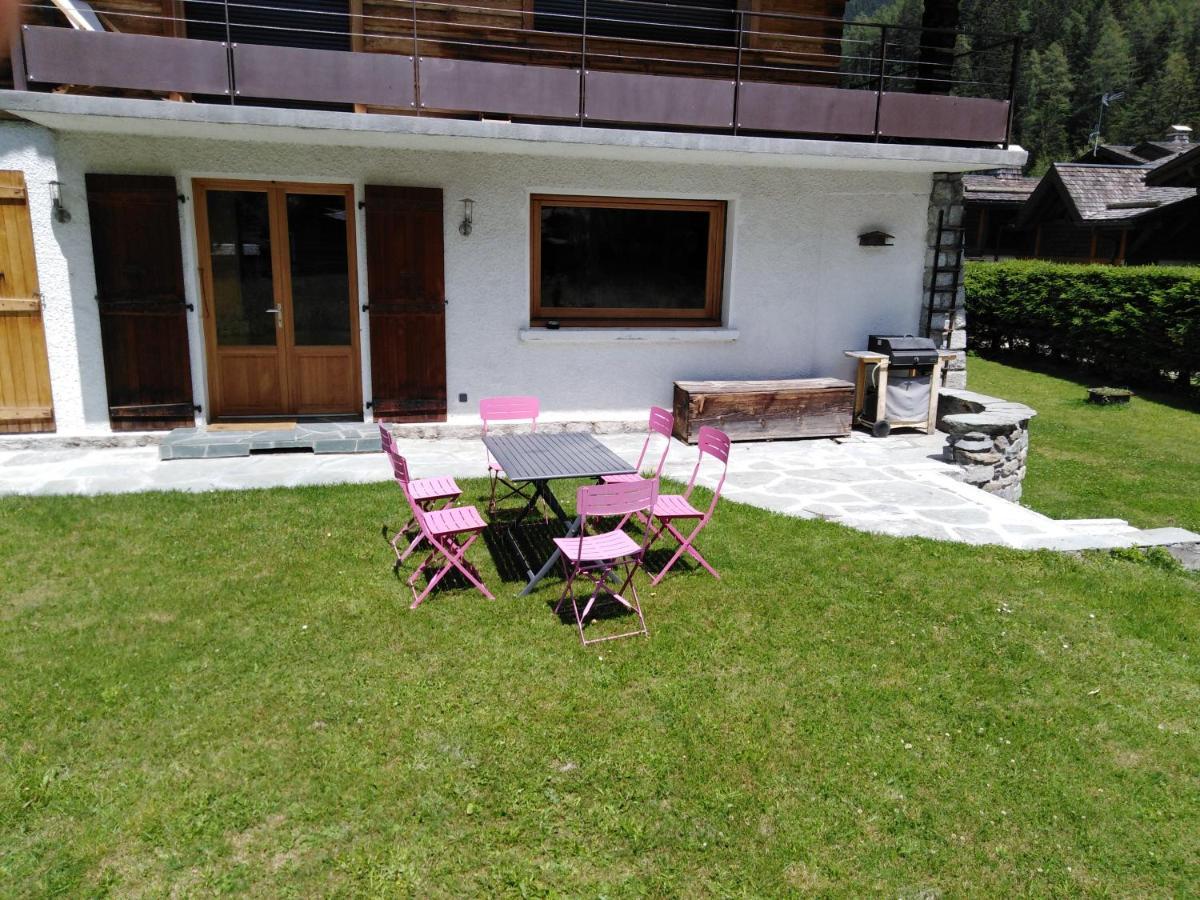 Appartement Avec Terrasse Chamonix Eksteriør billede