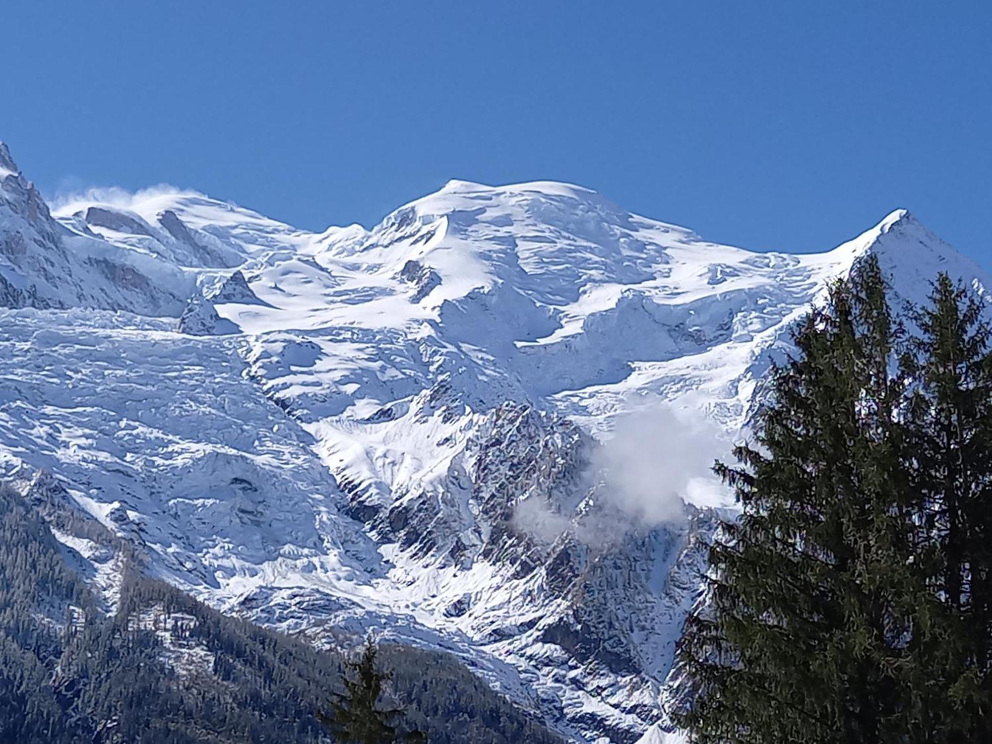 Appartement Avec Terrasse Chamonix Eksteriør billede
